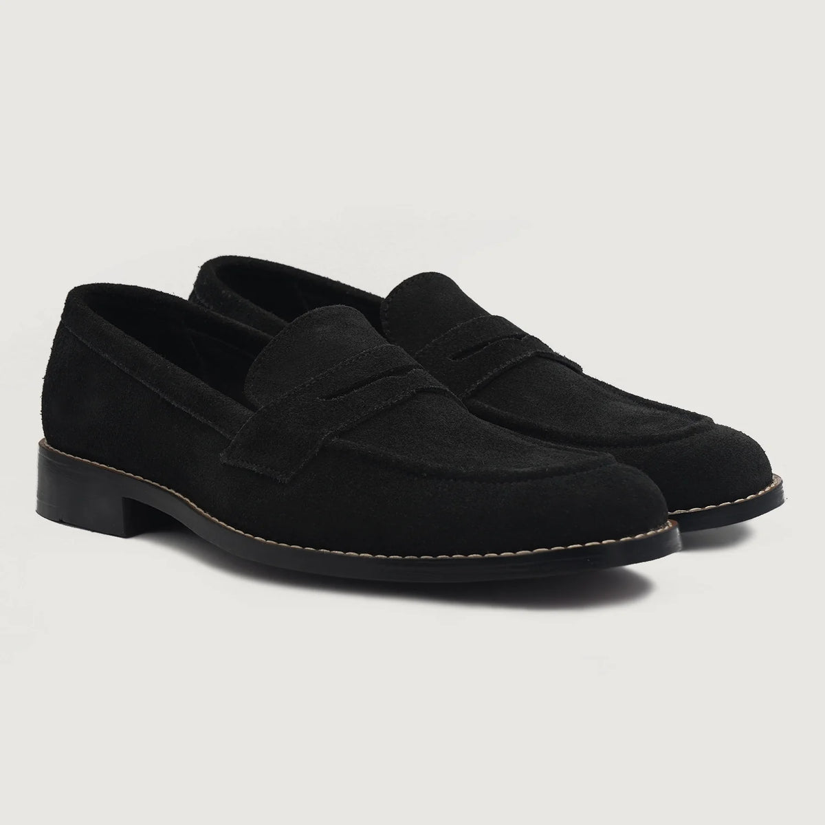 Baxton أسود Suede أحذية لوفر جلدية بدون كعب رجالي For Men in Black Goatskin Suede - عرض جانبي | شراء أونلاين عبر المتجر الرسمي