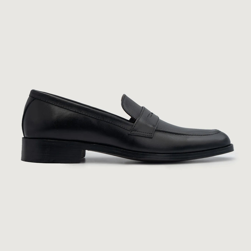 Baxton أسود Leather Loafers رجالي
