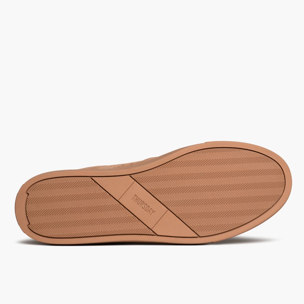 High-Traction Rubber Outsole & Lug Tread Pattern on Court Clay سنيكرز جلدي كاجوال رجالي
