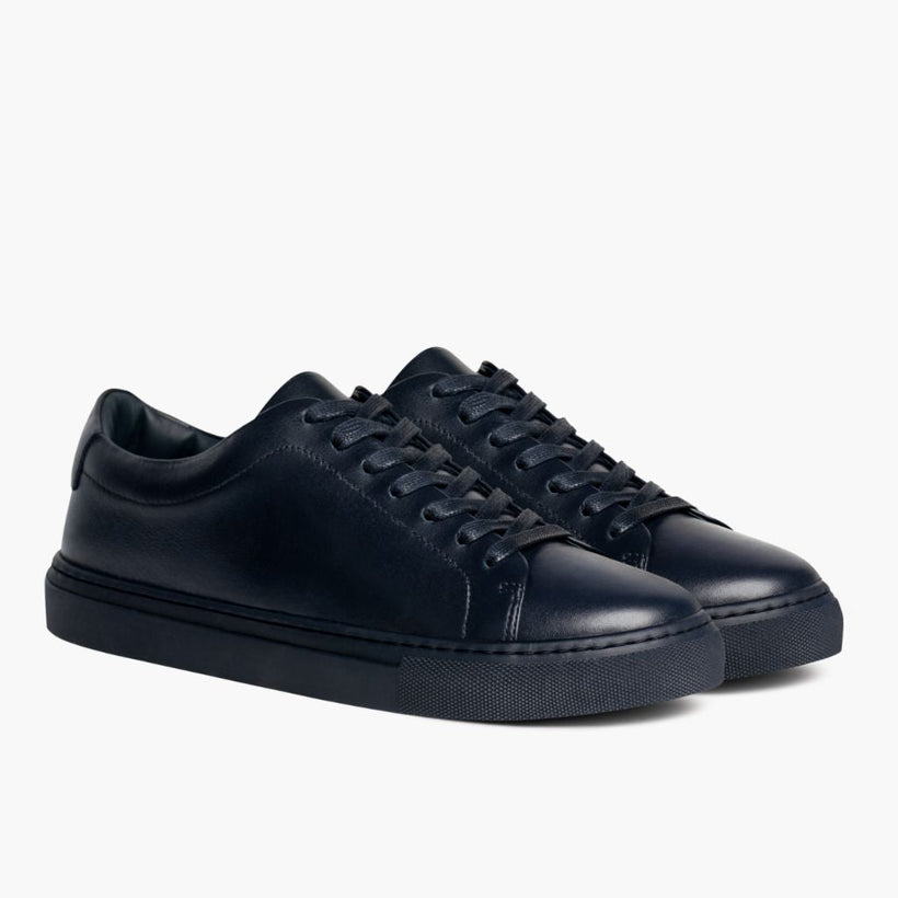 Encore Navy Leather Sneakers نسائي