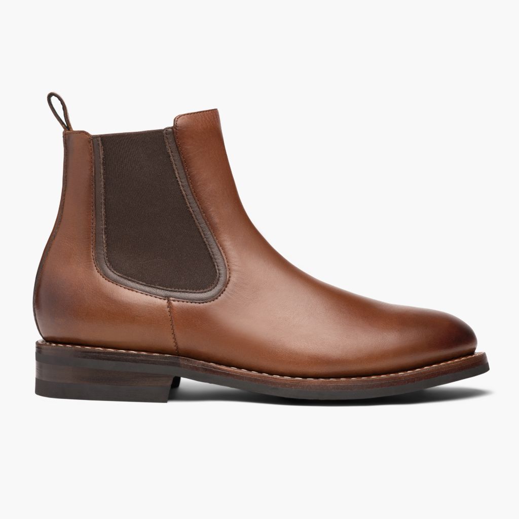Classic Full-Grain leather Boots - بناء غوديير ويلت المتين وتفاصيل مقدمة الحذاء