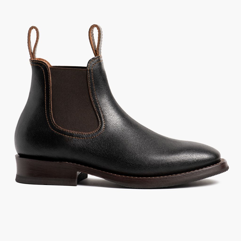 Classic Full-Grain leather Boots - بناء غوديير ويلت المتين وتفاصيل مقدمة الحذاء