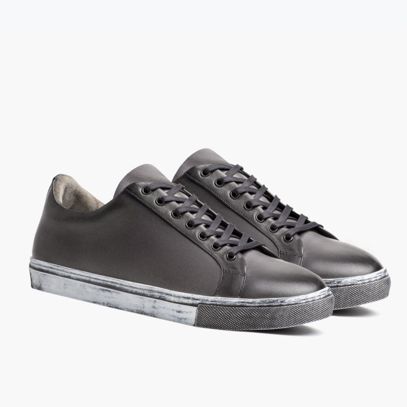 Premier Low Top Distressed Grey Leather Sneakers رجالي