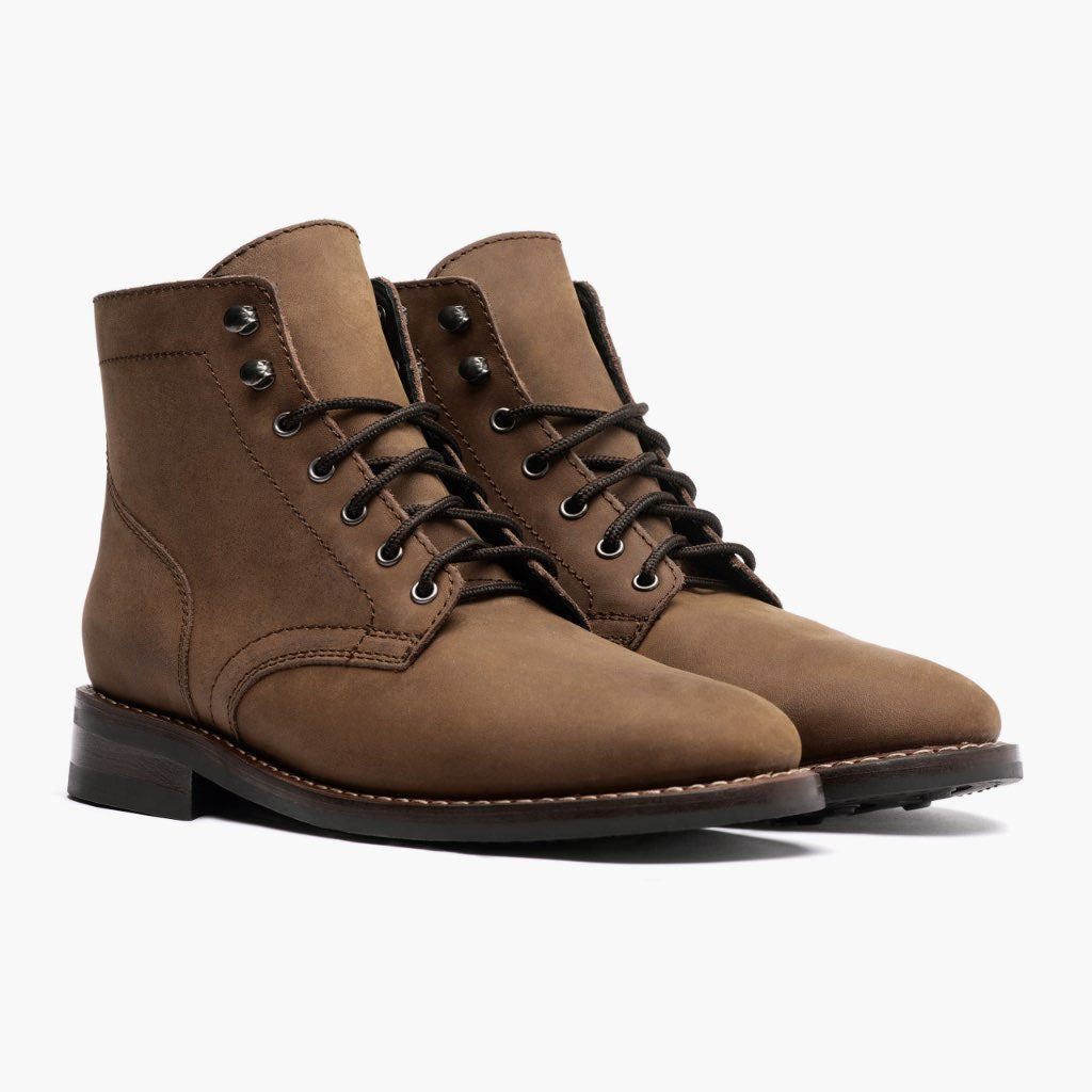 President Saddlewood أحذية بوت جلدية رجالي For Men in Classic Full-Grain Leather - عرض جانبي | شراء أونلاين عبر المتجر الرسمي