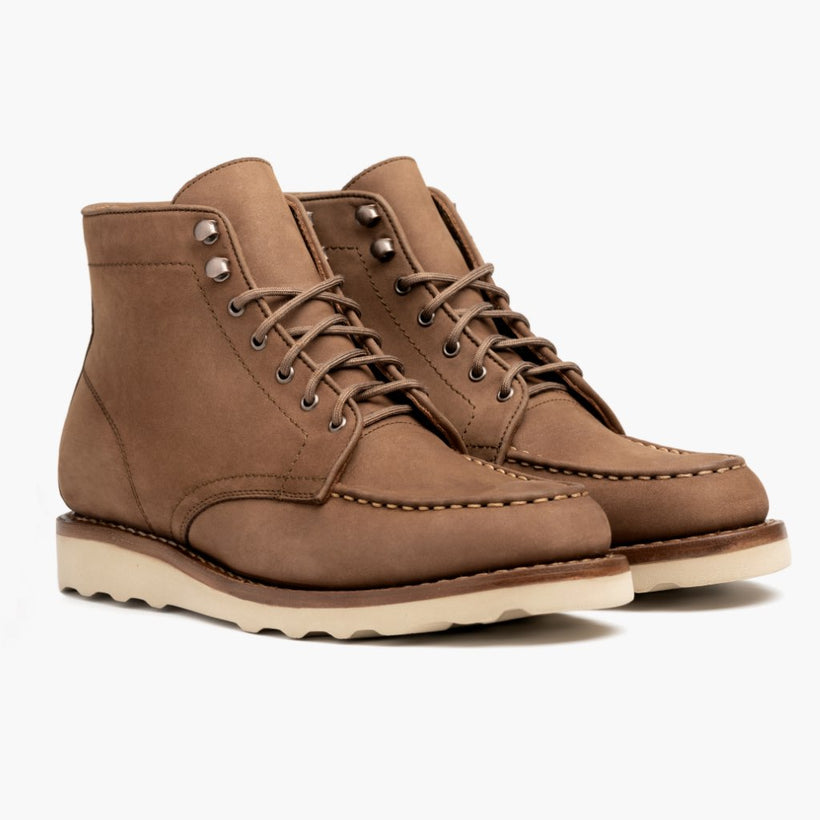 Diplomat Pebble Leather Boots نسائي