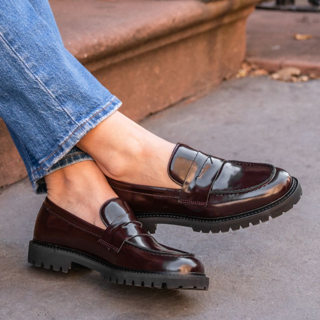 Cushioned Leather Insole & Ergonomic Arch Support Construction Detail