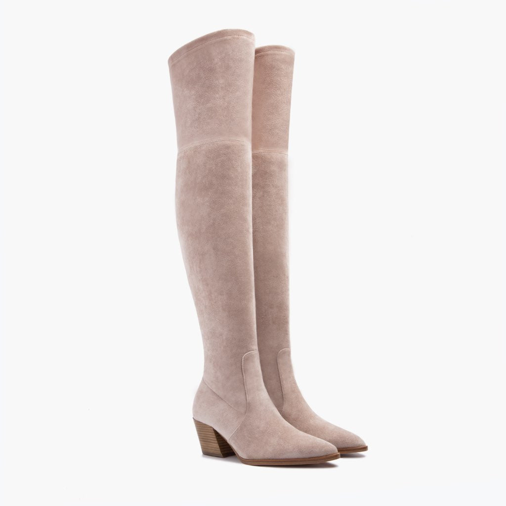 Classic Full-Grain leather Boots - بناء غوديير ويلت المتين وتفاصيل مقدمة الحذاء