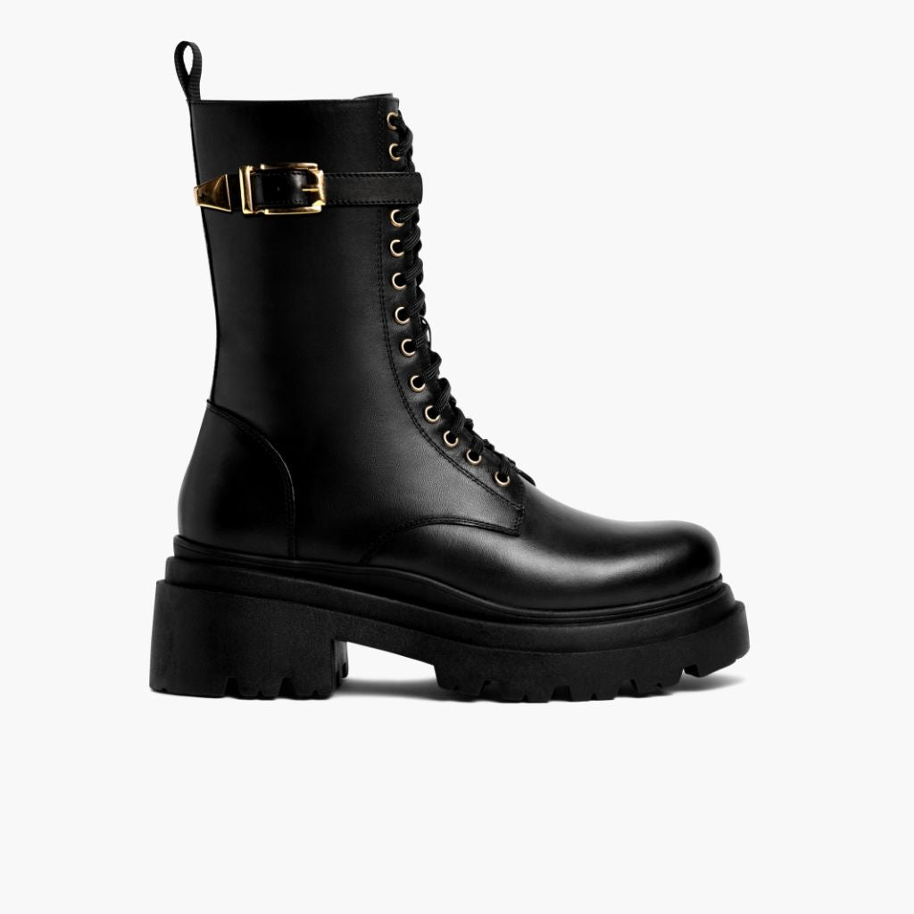 Black Full-Grain leather Boots - بناء غوديير ويلت المتين وتفاصيل مقدمة الحذاء