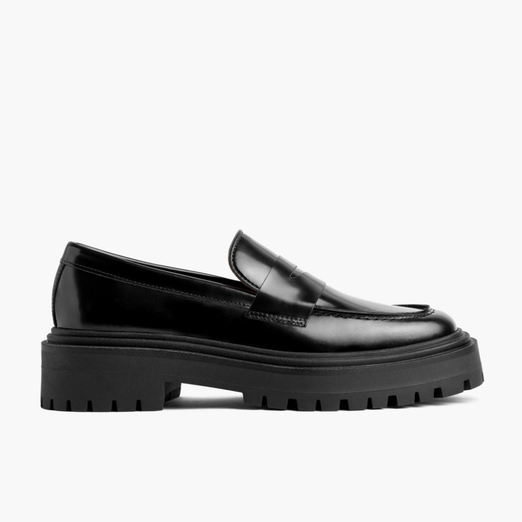 Black Full-Grain leather Loafers - بناء غوديير ويلت المتين وتفاصيل مقدمة الحذاء