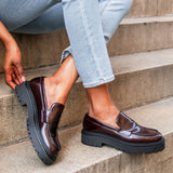 Cushioned Leather Insole & Ergonomic Arch Support Construction Detail