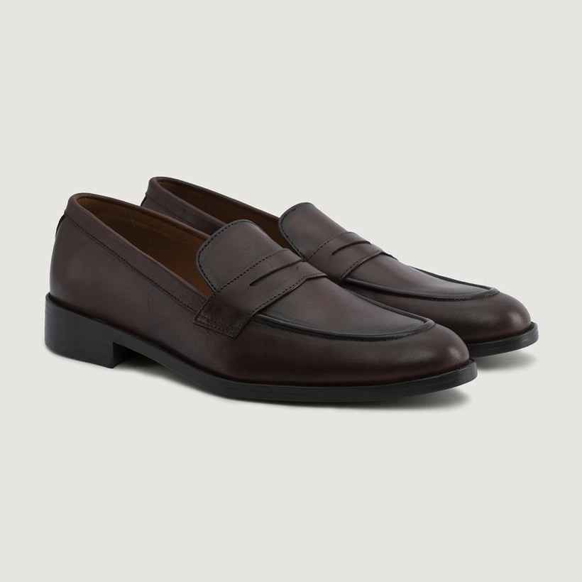 Baxton Burnished بني Leather Loafers رجالي