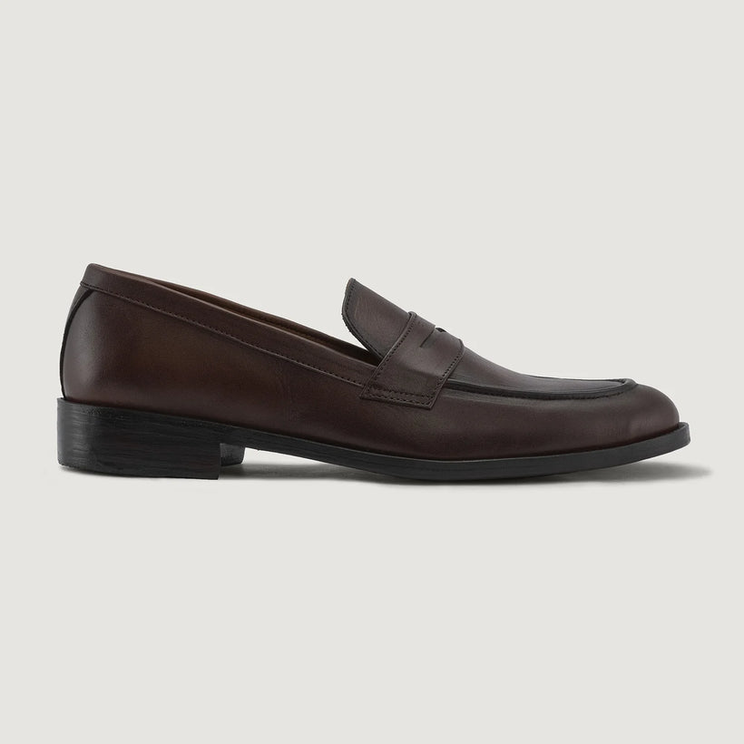 Baxton Burnished بني Leather Loafers رجالي