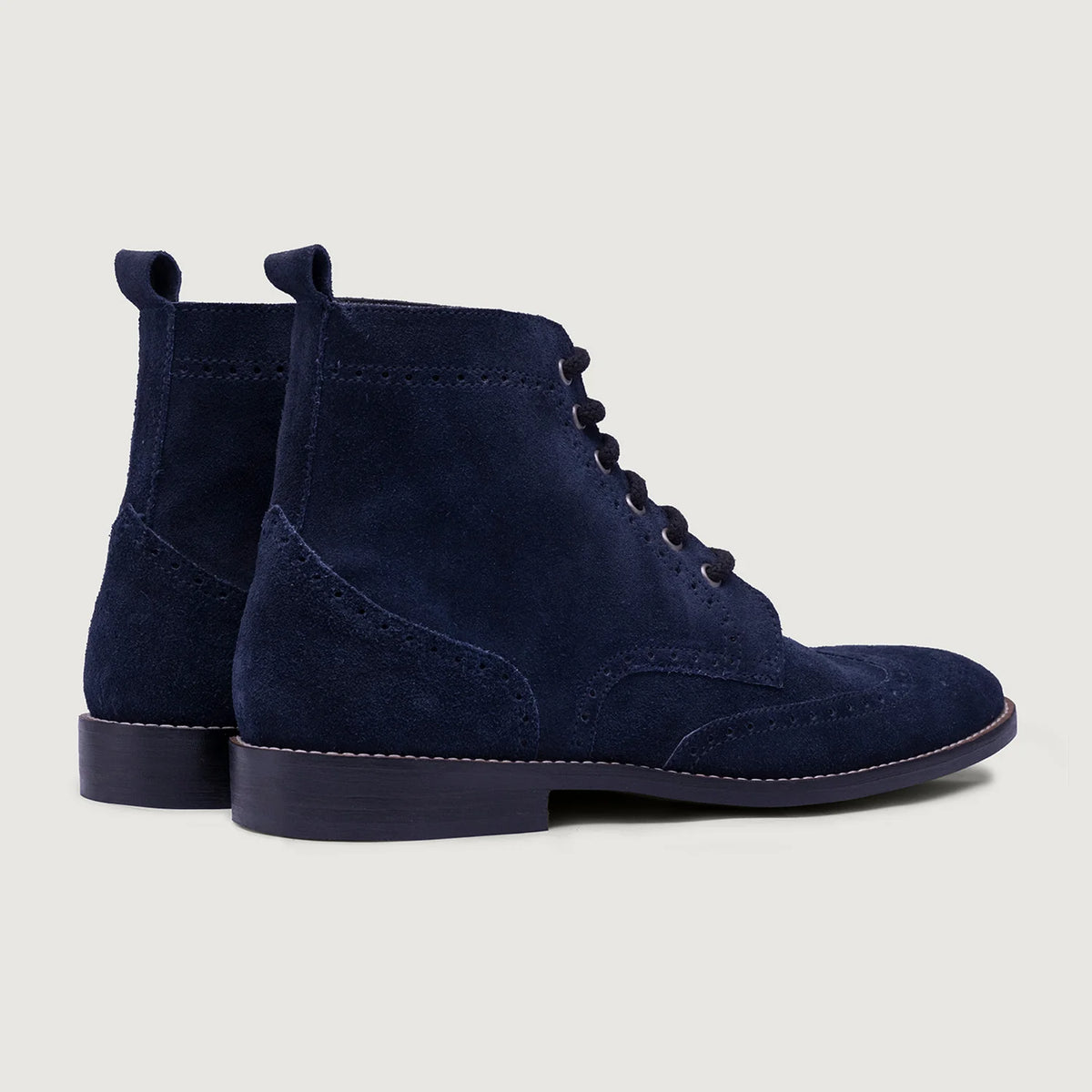 تفاصيل مقربة of Classic Collar & Heavy-Duty Zipper Hardware on Duster Brogues Blue Suede Leather Boots StudGuard For Men
