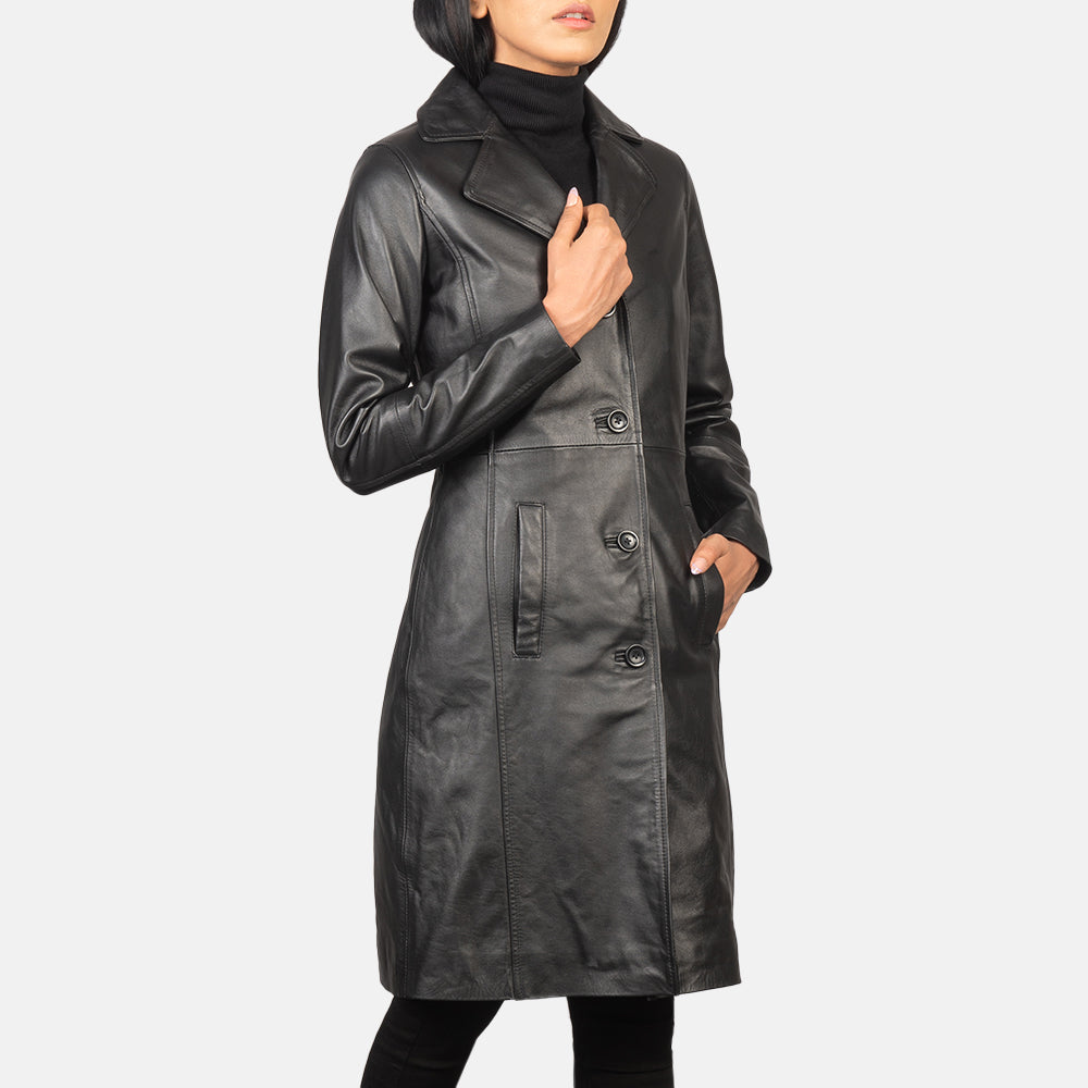 
Black Cowhide leather Coat - عرض خلفي يوضح تفصيل الأكتاف المتقن والحاشية النظيفة