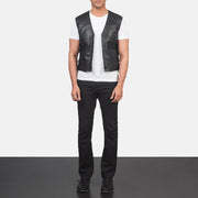 Men's Brandon أسود صديري جلد رجالي - Lateral Side Profile View Showing Sleeve Cut &amp; Athletic Taper Fit