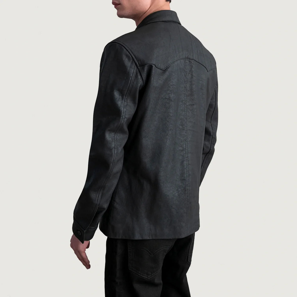 
عرض البطانة الداخلية Showing Viscose Lining & جيبان داخليان عمليان