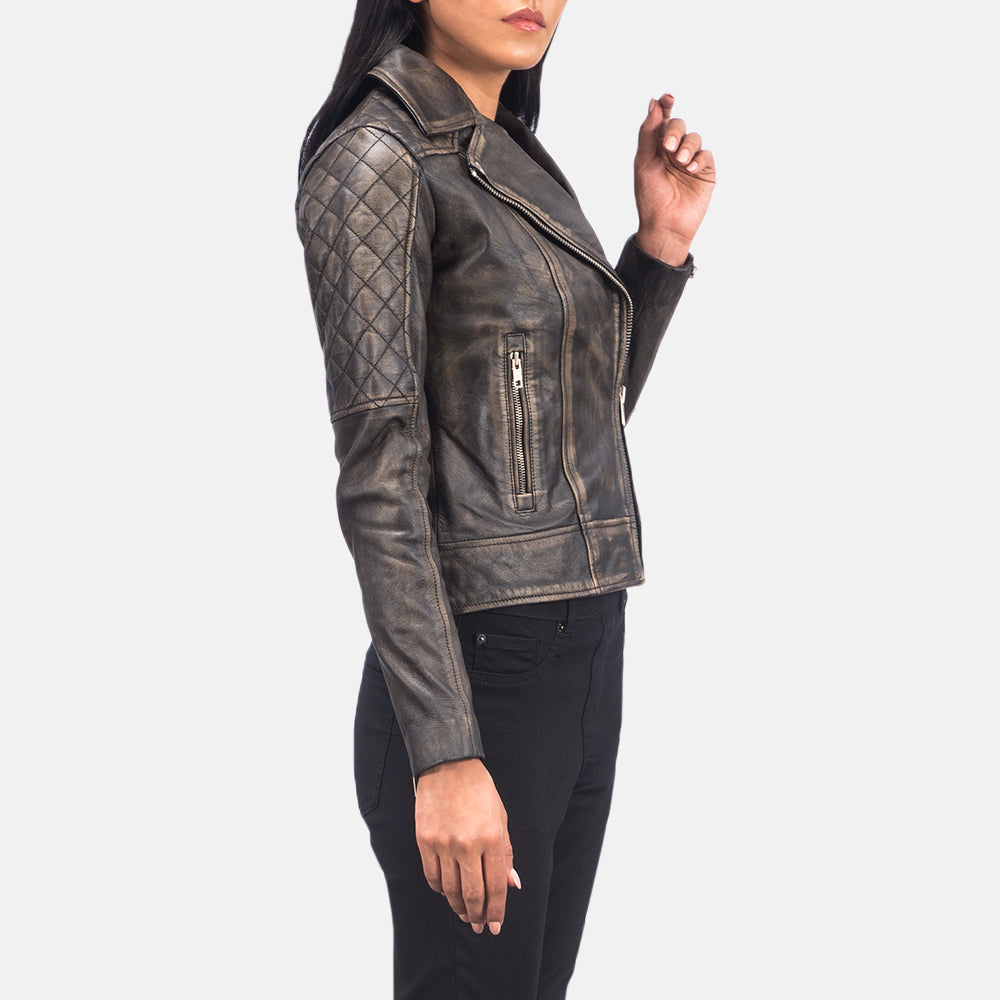 
عرض البطانة الداخلية Showing Quilted Polyester Lining & جيبان داخليان عمليان