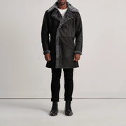 
Charles Brown Suede Leather Shearling Double-Breasted Coat - عرض جانبي يوضح قَصّة الأكمام المريحة