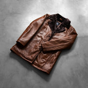 Open Hem &amp; Hem Craftsmanship Construction Detail on Men's Cinnamon Distressed Leather Fur معطف جلد رجالي