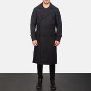 Close-Up Detail of Notch &amp; Button Hardware on Men's Detective أسود Wool معطف جلد رجالي