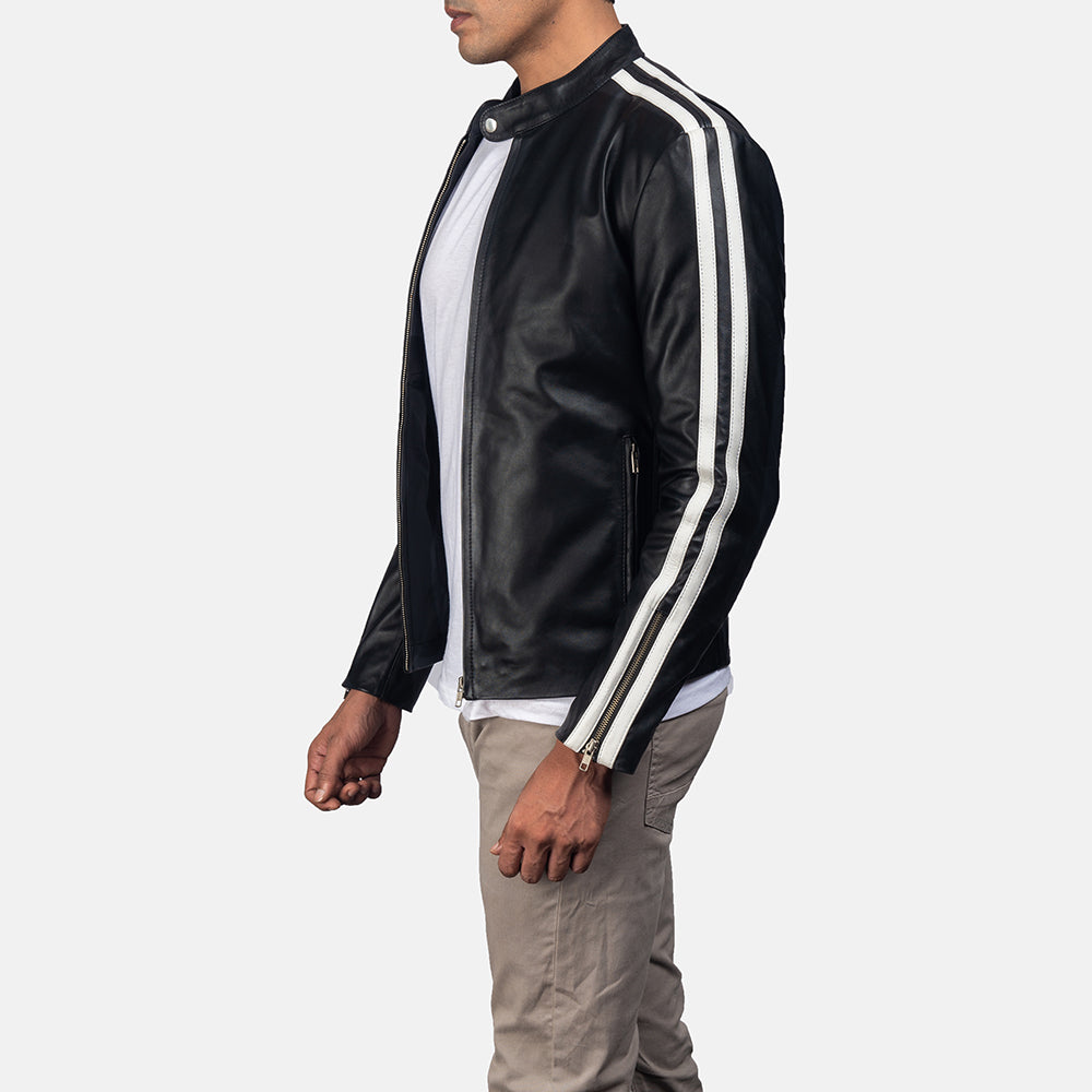 Close-Up Detail of Band with snap button &amp; Zipper Hardware on Hank أسود جاكيت بايكر جلد رجالي