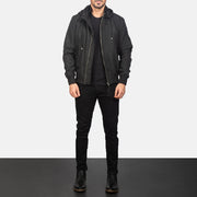 
Hanklin Ma-1 Black Hooded Bomber Jacket - عرض جانبي يوضح قَصّة الأكمام المريحة