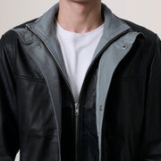 
عرض البطانة الداخلية Showing Quilted Polyester Lining & جيبان داخليان عمليان