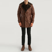
تفاصيل مقربة of Notch & Button Hardware on Hunter Distressed بني Fur معطف جلد فاخر رجالي