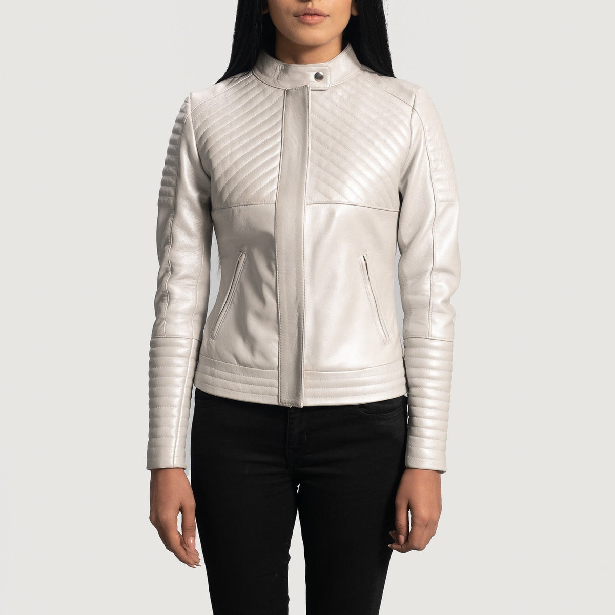 Adalyn مبطن ومحاك Mocha Suede جاكيت بايكر جلد طبيعي نسائي - عرض أمامي وقَصّة مفصلة أنيقة | شراء أونلاين عبر المتجر الرسمي