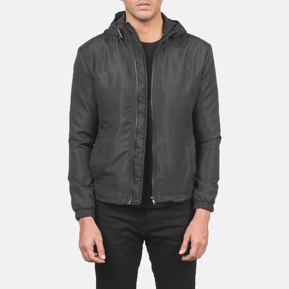 Jimmy Black Hooded Windbreaker Jacket in Black Polyester - عرض أمامي وقَصّة مفصلة أنيقة | شراء أونلاين عبر المتجر الرسمي