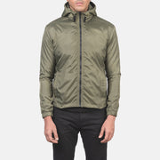 Close-Up Detail of High Neck with Hood &amp; Zipper with wind flap Hardware on Men's Jimmy أخضر Hooded Windbreaker جاكيت جلد رجالي
