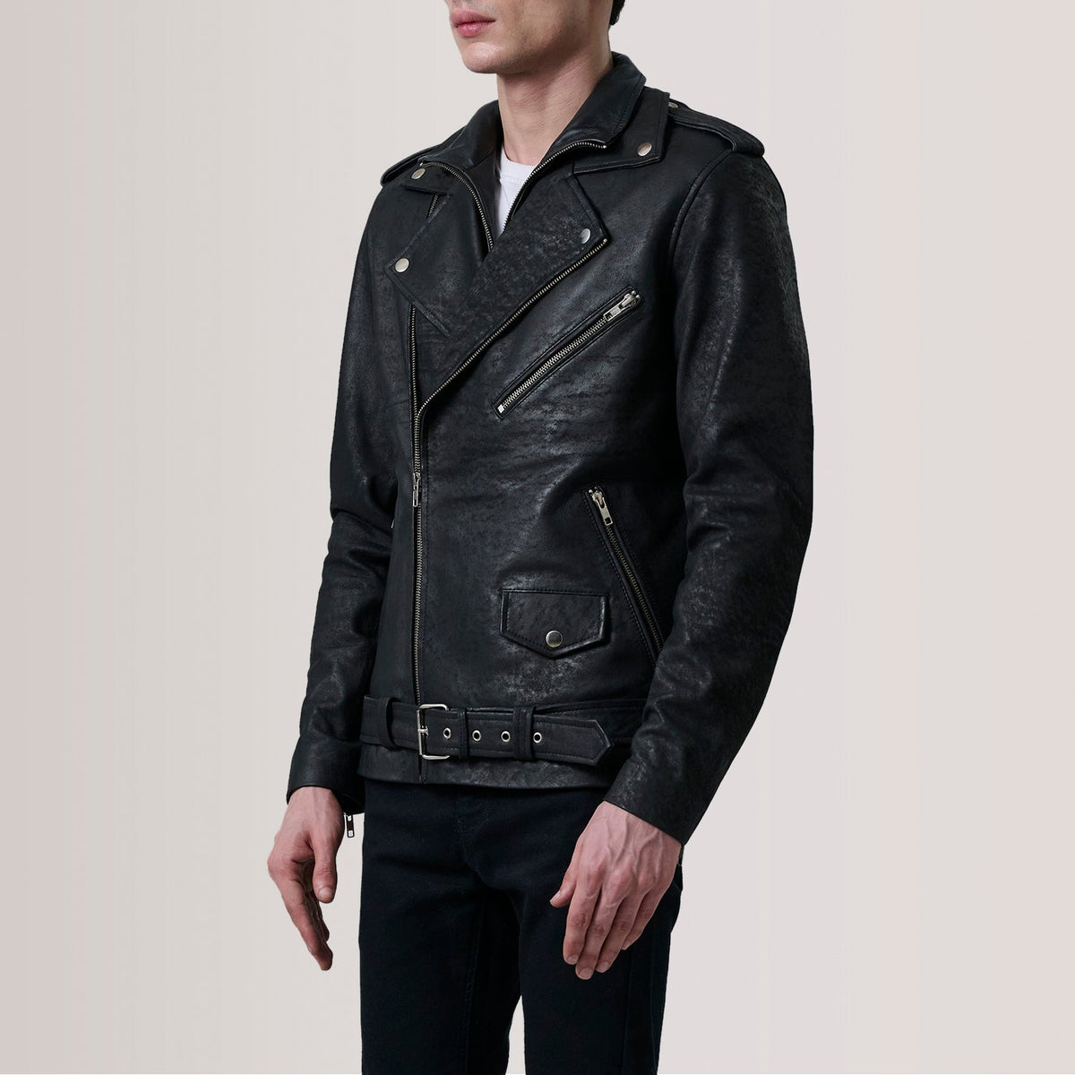 Kole Distressed أسود Leather Double Rider جاكيت جلد رجالي - Lateral Side Profile View Showing Sleeve Cut &amp; Athletic Taper Fit