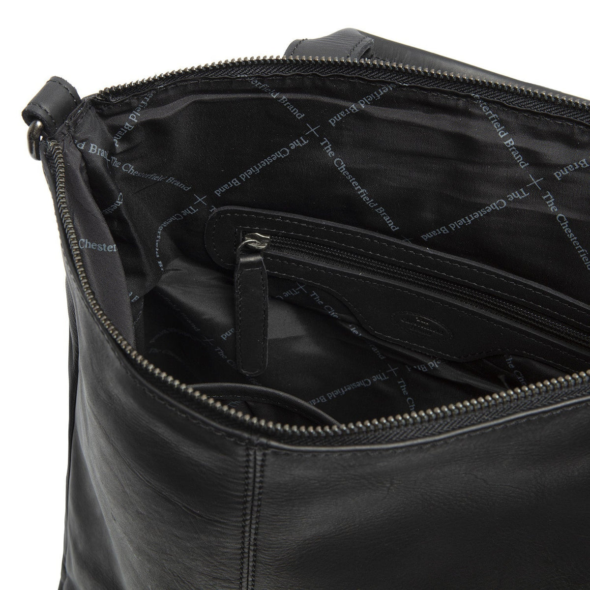 Solid Antique Brass Hardware &amp; Heavy-Duty Dual Zipper Detail on Manchester Full-Grain Leather Backpack نسائي