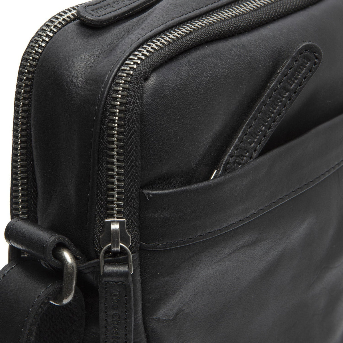 Solid Antique Brass Hardware &amp; Heavy-Duty Dual Zipper Detail on Alva Full-Grain Leather Crossbody Bag رجالي