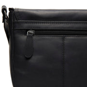 
عرض البطانة الداخلية Showing Dedicated Padded Laptop Sleeve & Multi-Compartment Organization