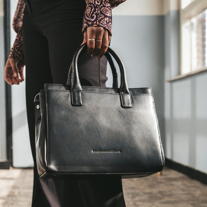 Garda Full-Grain Leather Handbag نسائي