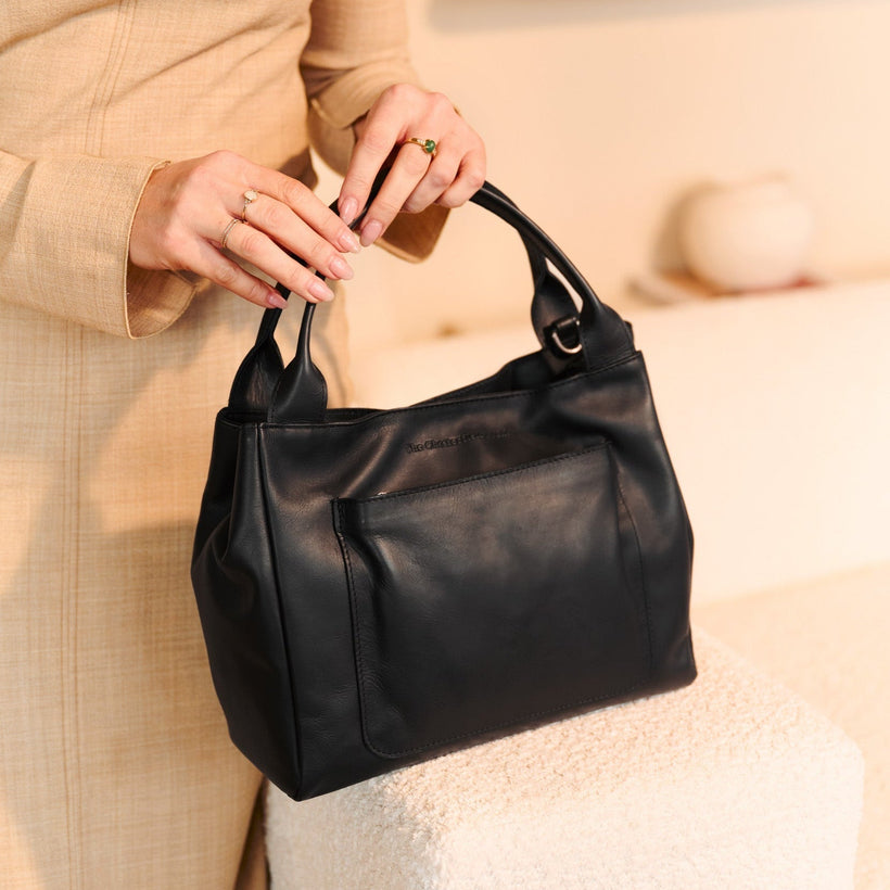 Tenara Full-Grain Leather Handbag نسائي