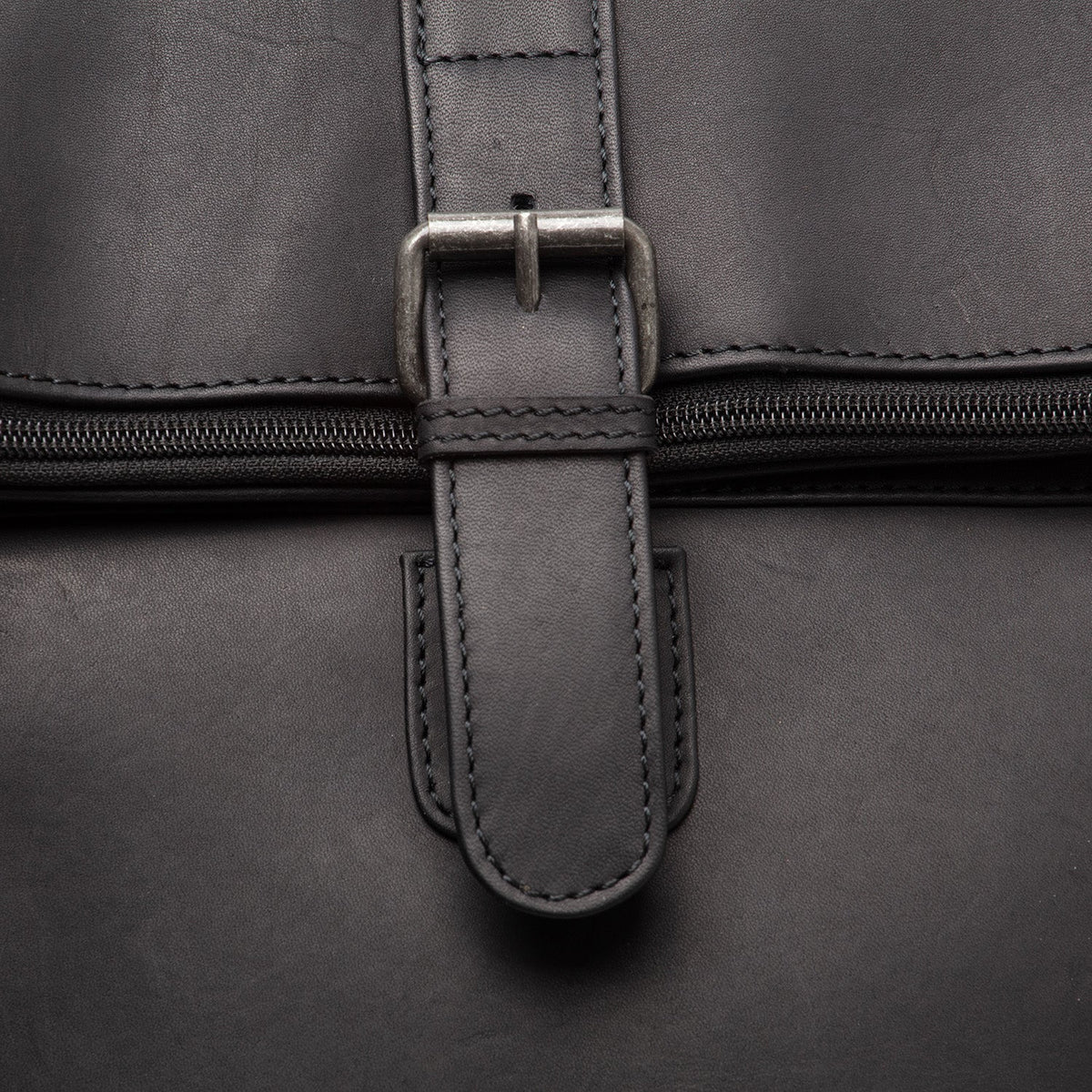 Solid Antique Brass Hardware &amp; Heavy-Duty Dual Zipper Detail on Larsson Full-Grain Leather Laptop Backpack نسائي
