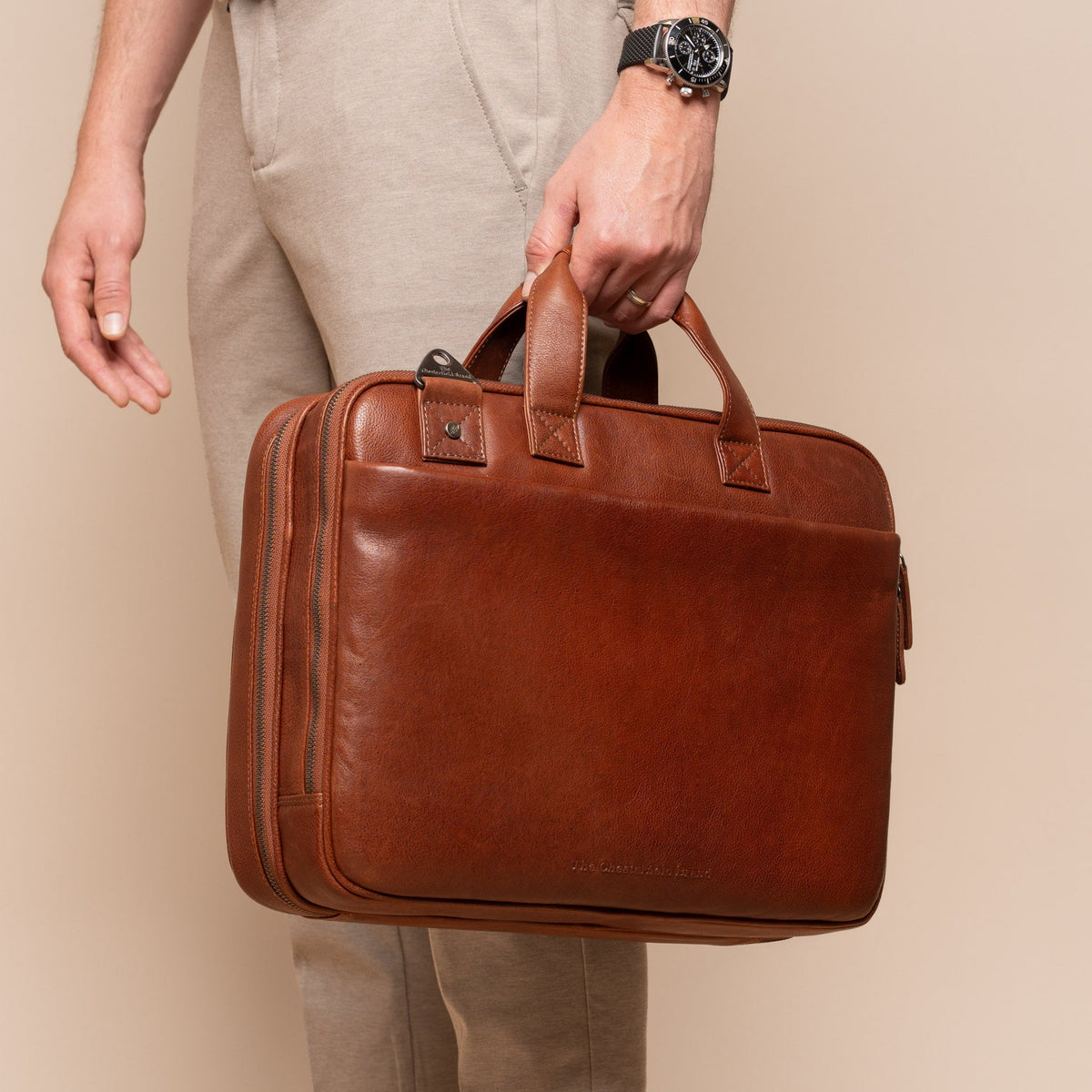 Iseo Full-Grain Leather Laptop Bag رجالي – alternate product view 3