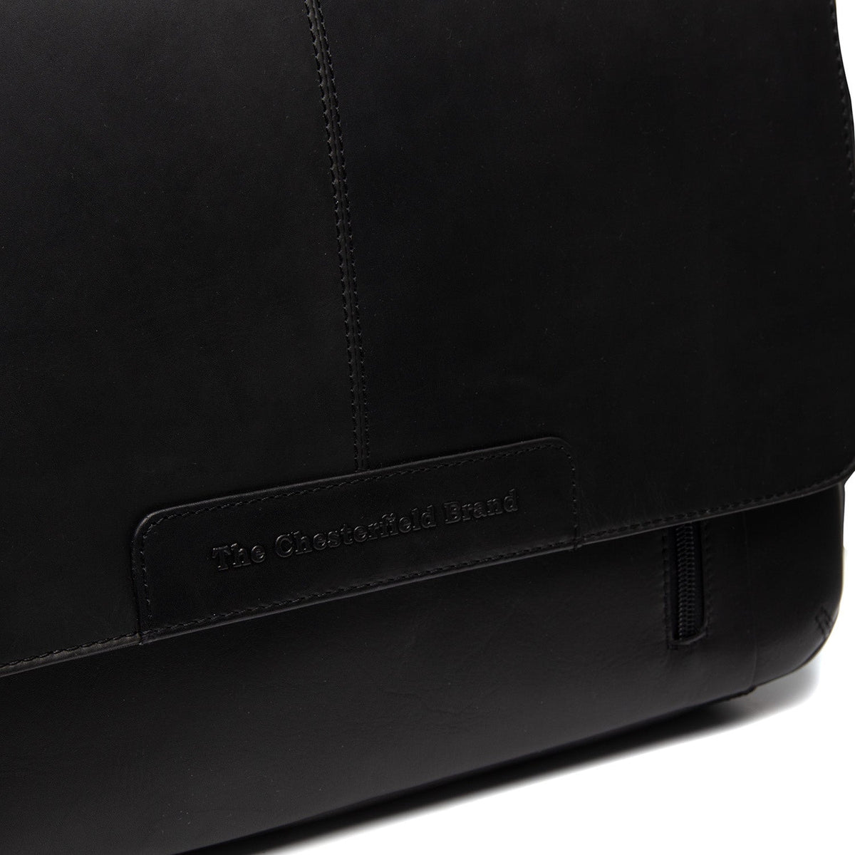 
عرض البطانة الداخلية Showing Dedicated Padded Laptop Sleeve & Multi-Compartment Organization