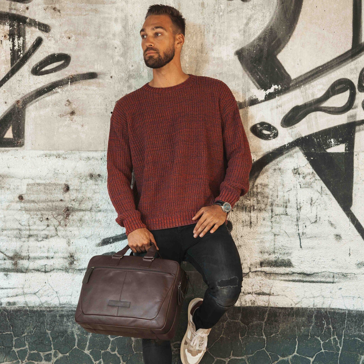 Seth Full-Grain Leather Laptop Bag رجالي – alternate product view 3