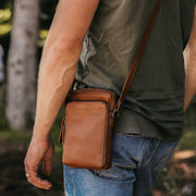 Hamilton Full-Grain Leather Phone Bag نسائي – alternate product view 3