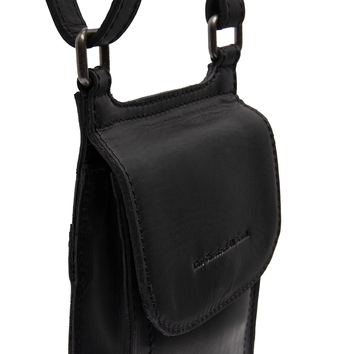 Nebra Full-Grain Leather Phone Bag نسائي - Lateral Side Profile View Showing Sleeve Cut &amp; Athletic Taper Fit