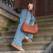 Nancy Full-Grain Leather Shoulder Bag نسائي – alternate product view 3