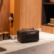 Elmia Full-Grain Leather Toiletry Bag نسائي – alternate product view 3