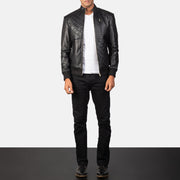 
Moda Black Leather Bomber Jacket - عرض جانبي يوضح قَصّة الأكمام المريحة