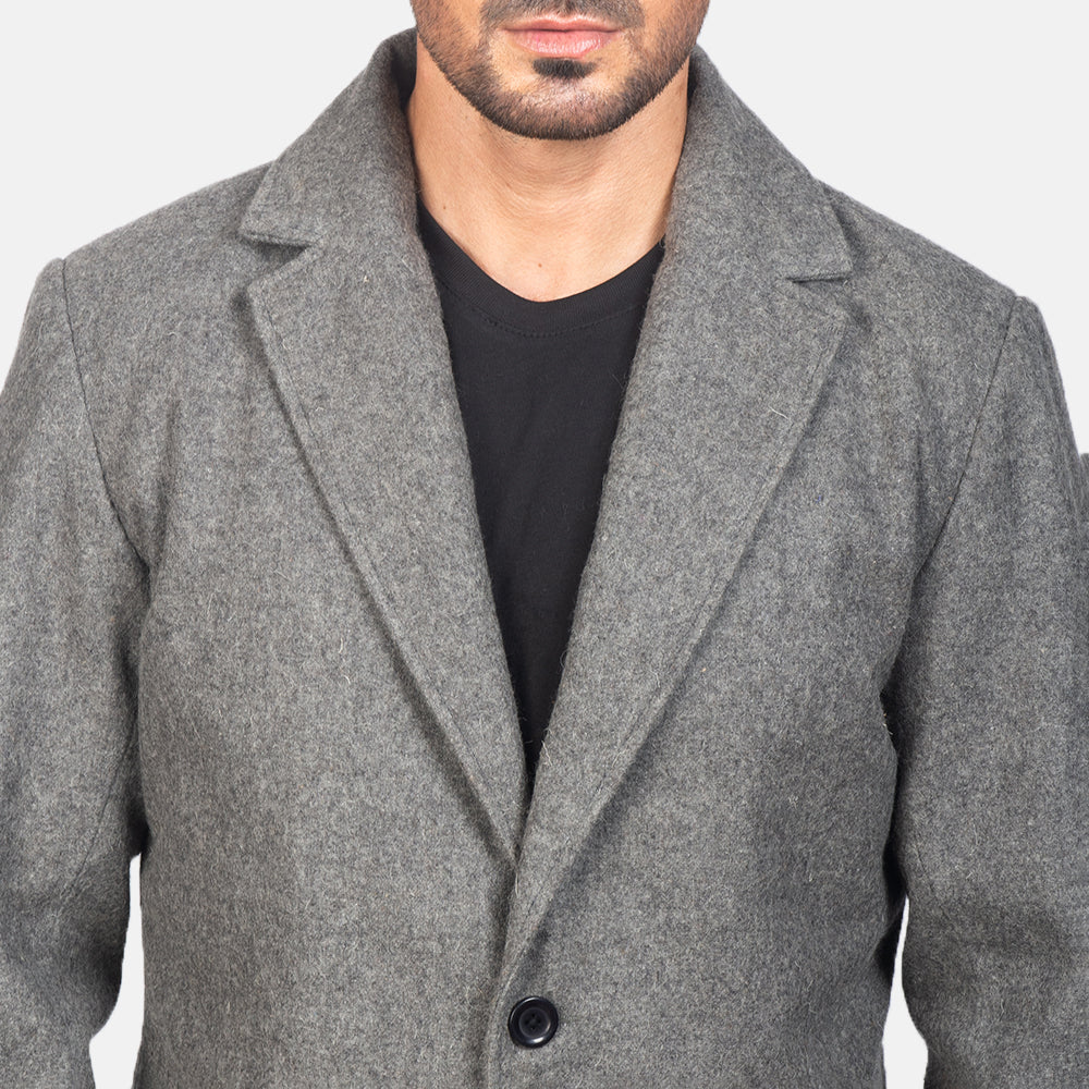 
عرض البطانة الداخلية Showing Polyester Lining & جيبان داخليان عمليان
