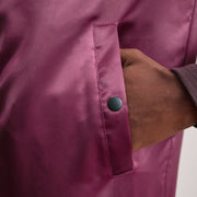 
عرض البطانة الداخلية Showing Polyester Lining & جيبان داخليان عمليان