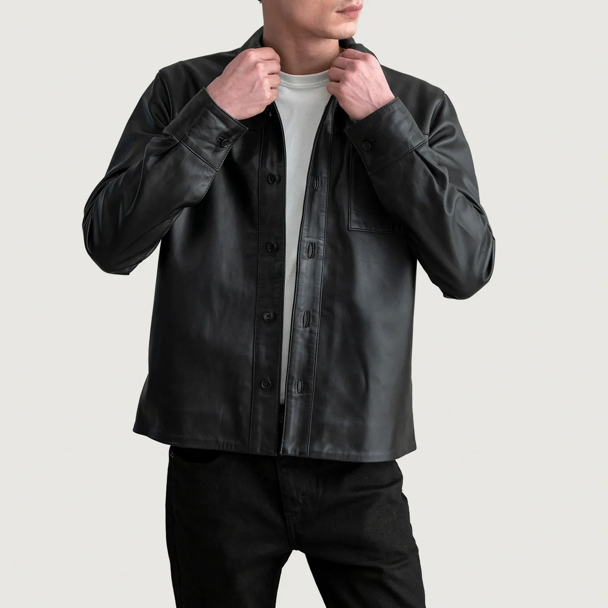 Scout أسود Leather Shirt رجالي in Black Sheepskin Leather - Front Profile View &amp; Tailored Silhouette | Buy Online