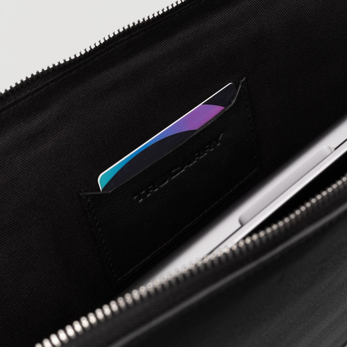 
The Baxter Leather Laptop Sleeve نسائي نسائي – alternate product view 8
